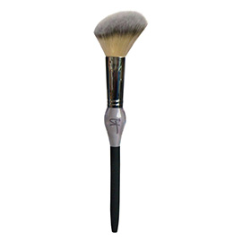 French Boutique Blush Brush